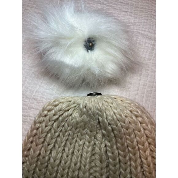 NWT HatAttack Bryce Knit Beanie Ivory Removable Pom - Picture 6 of 7